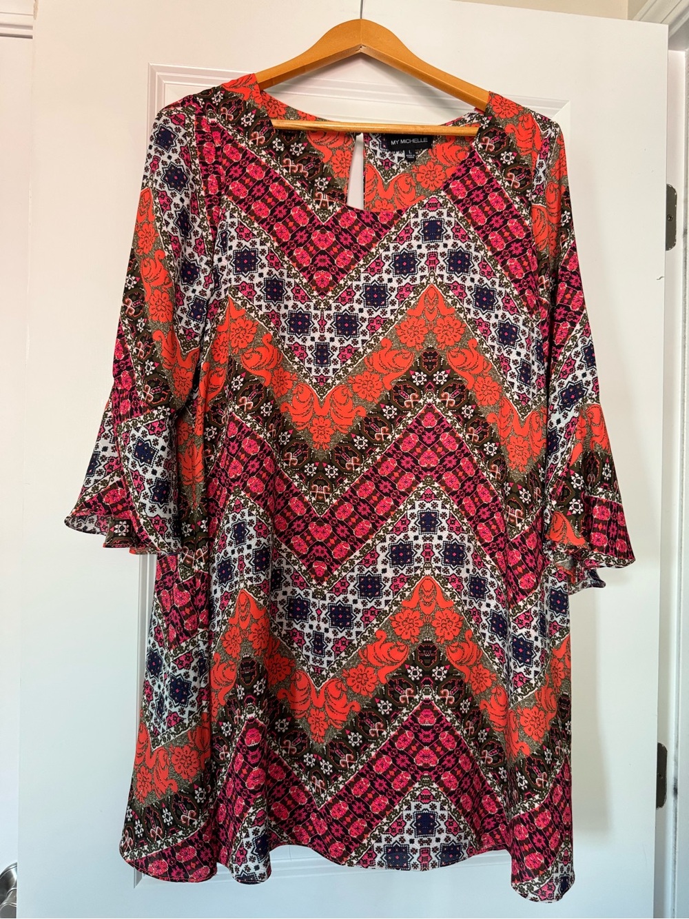My Michelle Lined Mini Dress, Size Large, Bell Sleeve